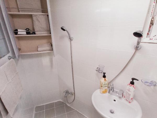Woodland Apartment - For foreigners only : photo 4 de la chambre appartement 2 chambres