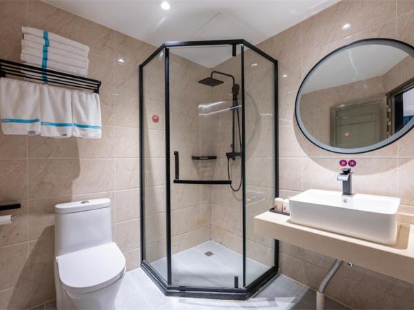 Junyi Hotel Wuhan Liuduqiao Subway Station : photo 2 de la chambre selected triple room