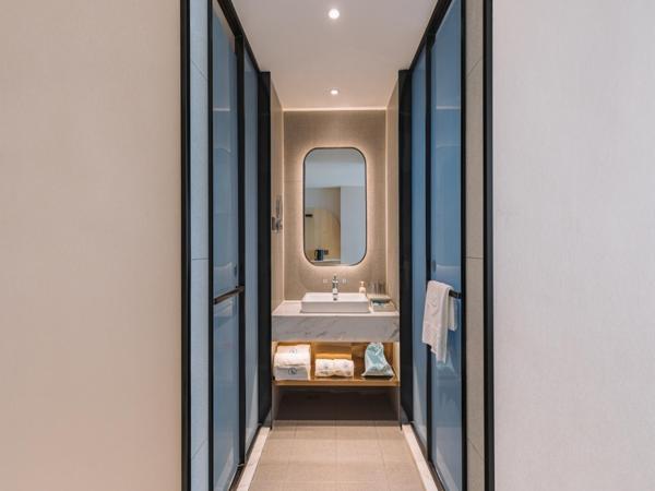 LanOu Hotel Qingdao West Station Haixi Road : photo 2 de la chambre chambre familiale 