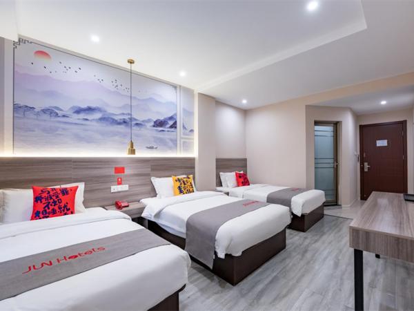 Junyi Hotel Wuhan Liuduqiao Subway Station : photo 2 de la chambre chambre triple standard