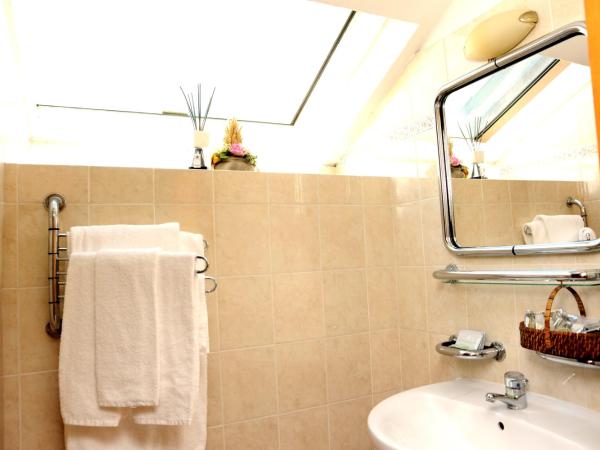 Hotel San Siro Fiera : photo 3 de la chambre chambre triple