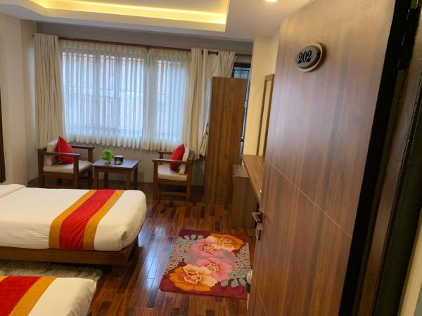 Redstone Regency Hotel : photo 5 de la chambre chambre lits jumeaux deluxe