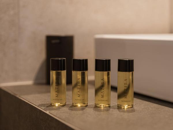 Laguna Suites in Mazera Mykonos : photo 5 de la chambre chambre triple - vue sur la piscine