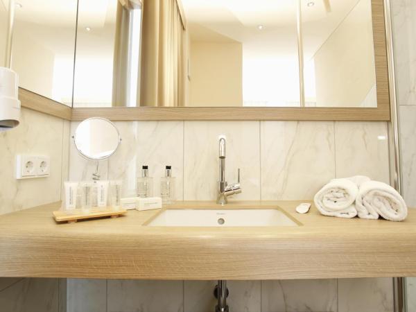 Hotel Villa Will : photo 6 de la chambre chambre double affaires