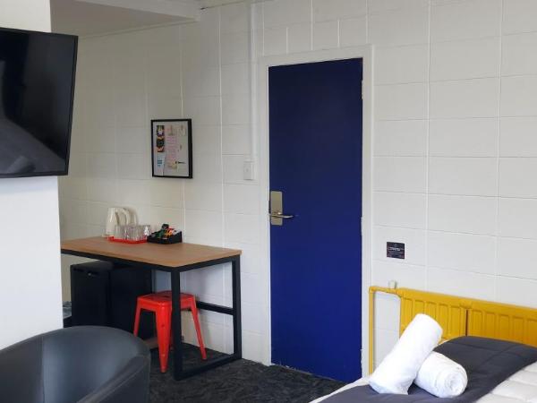 Urban Lounge Sleepery : photo 7 de la chambre chambre triple avec balcon