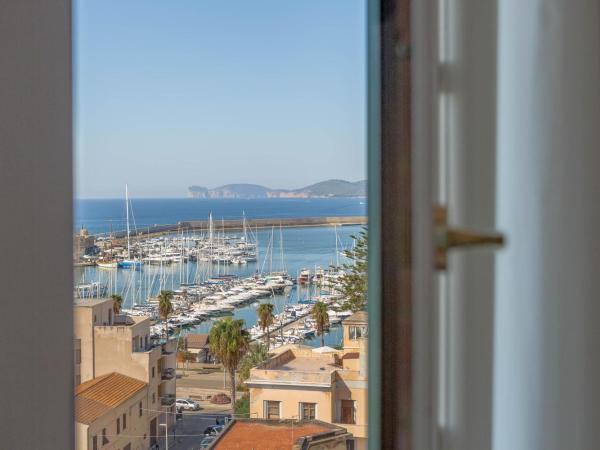 Hotel Catalunya : photo 8 de la chambre chambre double supérieure - vue sur mer