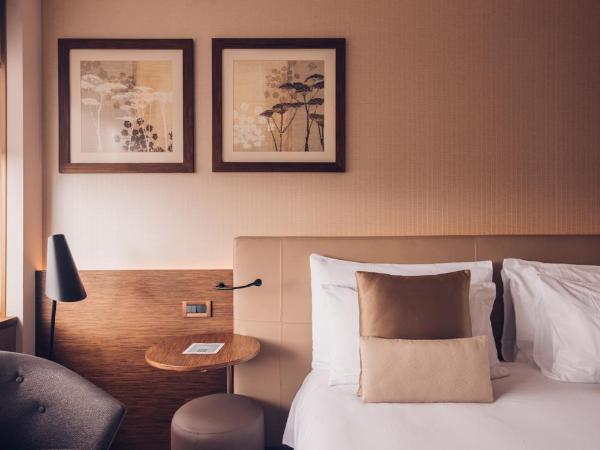 Crowne Plaza Geneva, an IHG Hotel : photo 1 de la chambre chambre standard