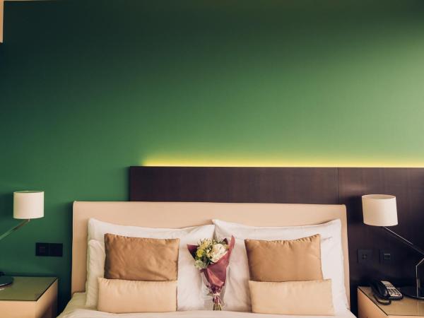 Crowne Plaza Geneva, an IHG Hotel : photo 1 de la chambre chambre lit king-size premium - Étage club