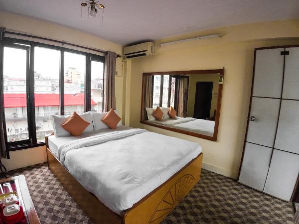 Hotel Travel Inn : photo 8 de la chambre chambre deluxe double ou lits jumeaux