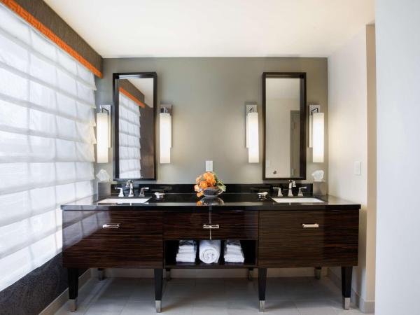 Colcord Hotel Oklahoma City, Curio Collection by Hilton : photo 6 de la chambre suite lit king-size