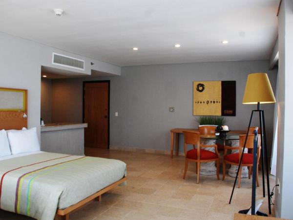 Galeria Plaza Veracruz By Brisas : photo 5 de la chambre suite junior lit king-size