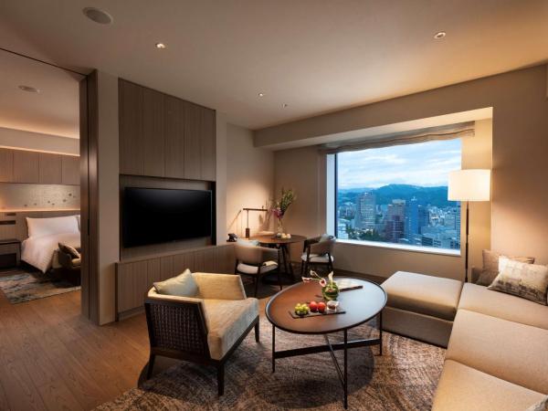 Hilton Hiroshima : photo 2 de la chambre suite 1 chambre lit king-size