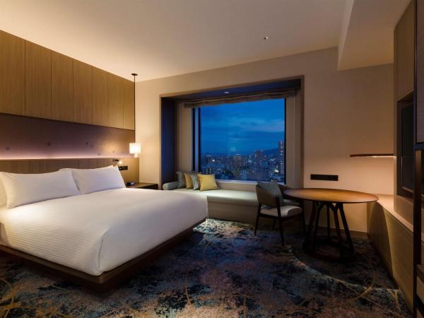 Hilton Hiroshima : photo 1 de la chambre chambre lit king-size premium
