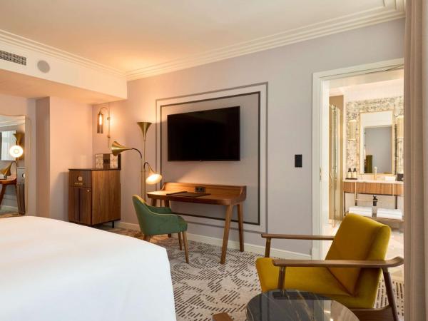 Hotel Saski Krakow Curio Collection by Hilton : photo 4 de la chambre chambre lit king-size - vieille ville