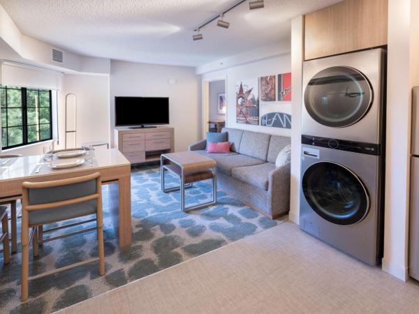 Homewood Suites by Hilton Atlanta Buckhead Pharr Road : photo 7 de la chambre suite 2 chambres