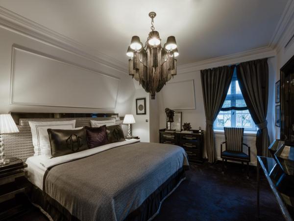 Schlosshotel Berlin by Patrick Hellmann : photo 1 de la chambre chambre premium