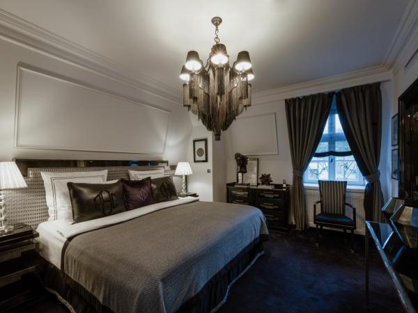 Schlosshotel Berlin by Patrick Hellmann : photo 1 de la chambre chambre premium 