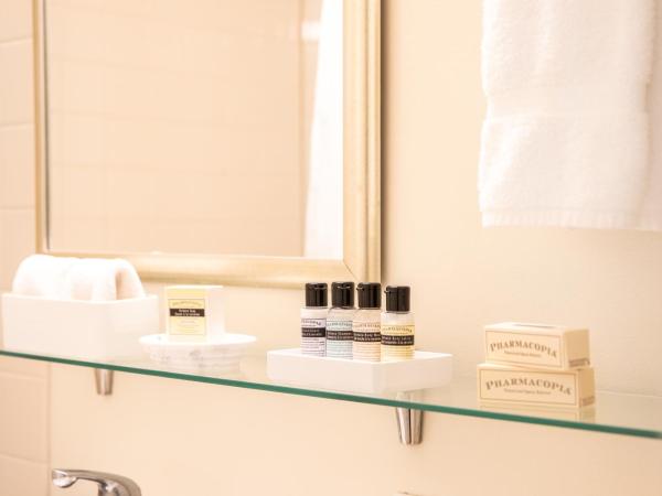 Park Lane Suites & Inn : photo 9 de la chambre suite 1 chambre 