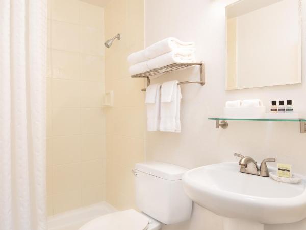 Park Lane Suites & Inn : photo 4 de la chambre chambre lits jumeaux