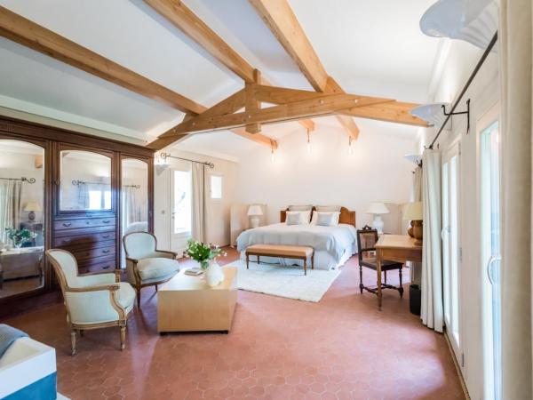 Domaine de la Cascade Parfumée : photo 4 de la chambre chambre lit king-size - vue sur montagne