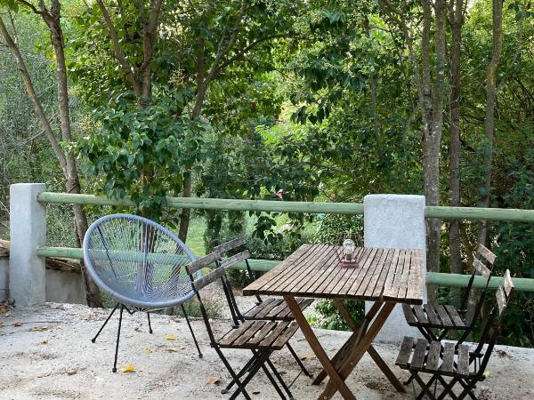 Maison d'hôtes Campagne-Baudeloup : photo 5 de la chambre suite avec terrasse privative