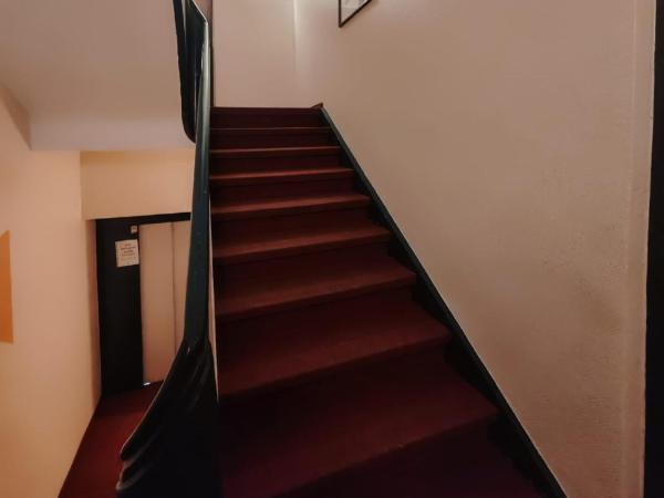 City Hotel Bauer mit Aufzug with elevator : photo 2 de la chambre chambre triple