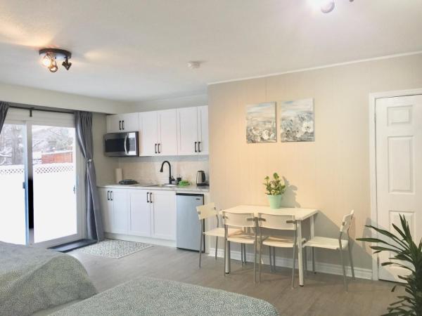 Grandravine/Beautiful Unit near downtown Toronto : photo 8 de la chambre chambre familiale deluxe