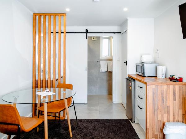 Merivale Court Motel & Apartments : photo 2 de la chambre studio supérieur