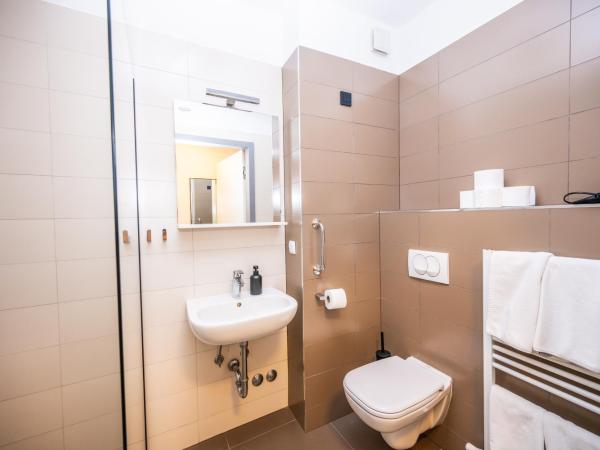 Rooms 23 : photo 2 de la chambre chambre double avec balcon