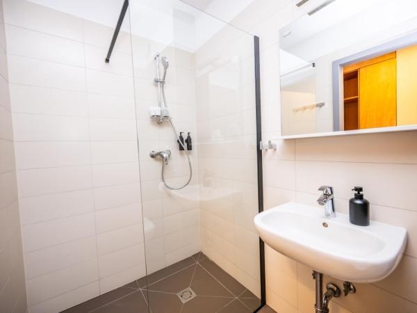 Rooms 23 : photo 5 de la chambre chambre supérieure lit queen-size