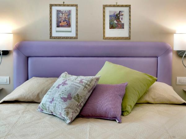 Porta Di Mezzo Luxury Suites & Rooms : photo 4 de la chambre grande chambre double - vue sur mer