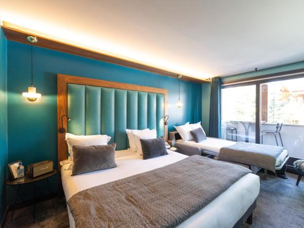 Fahrenheit Seven Courchevel : photo 8 de la chambre chambre triple avec baignoire - vue sur village