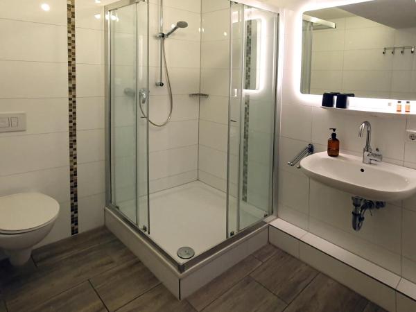 Rheinmetropole Hotel : photo 2 de la chambre suite junior