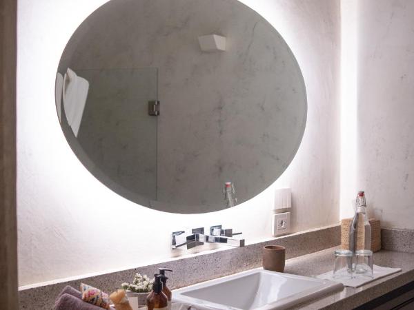 Casa Antonieta : photo 7 de la chambre suite with two queen beds and inner patio