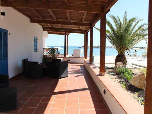 Vel Marì - Rooms on the Beach : photo 2 de la chambre chambre quadruple - vue sur mer