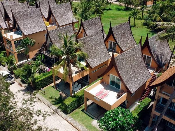 Siam Royal View Resort Apartments : photo 5 de la chambre chambre double deluxe avec balcon - vue sur mer