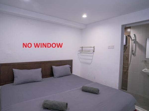 Heritage Inn : photo 3 de la chambre chambre lit king-size standard