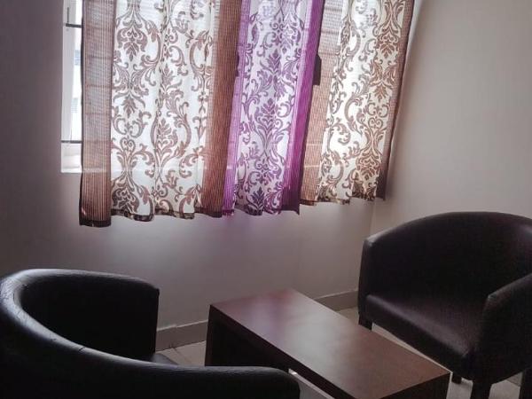 PPH Living B S K : photo 9 de la chambre chambre double standard avec ventilateur