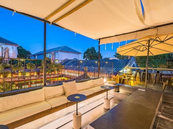 北京悦明元星空白塔景观四合院民宿 : photo 10 de la chambre chambre double supérieure - vue sur cour