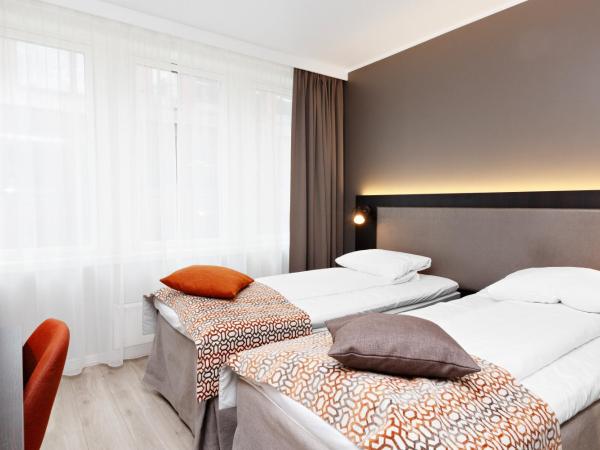 Quality Hotel Augustin : photo 5 de la chambre chambre lits jumeaux standard