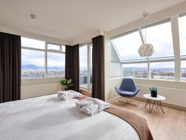 Hotel Ísland - Spa & Wellness Hotel : photo 4 de la chambre suite panorama avec balcon - Étage supérieur - accès gratuit au spa