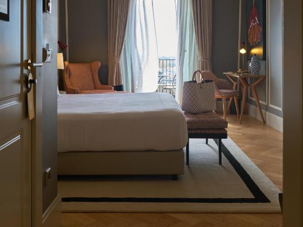 GA Palace Hotel & Spa, a XIXth-Century Villa : photo 1 de la chambre chambre double exécutive avec balcon - vue sur pont