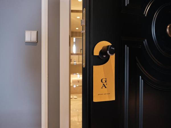 GA Palace Hotel & Spa, a XIXth-Century Villa : photo 2 de la chambre suite palais