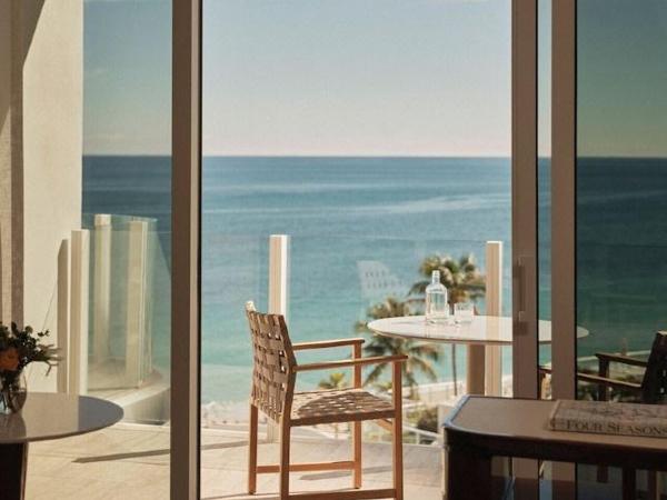 Four Seasons Hotel and Residences Fort Lauderdale : photo 4 de la chambre chambre lit king-size pour personnes à mobilité réduite - vue superbe sur océan