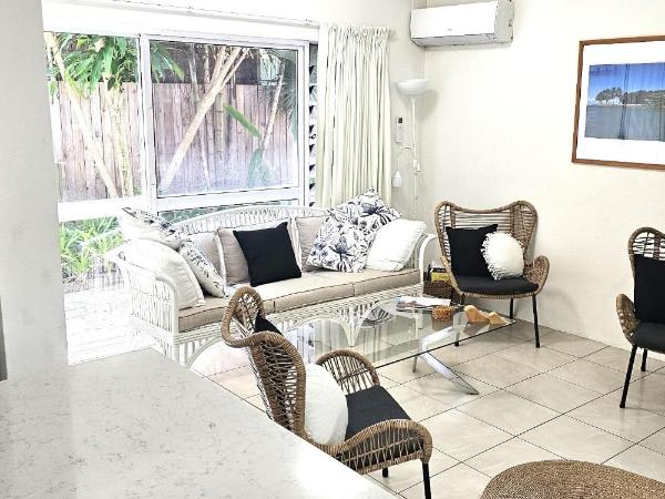 Mango Tree Holiday Apartments : photo 4 de la chambre appartement supérieur