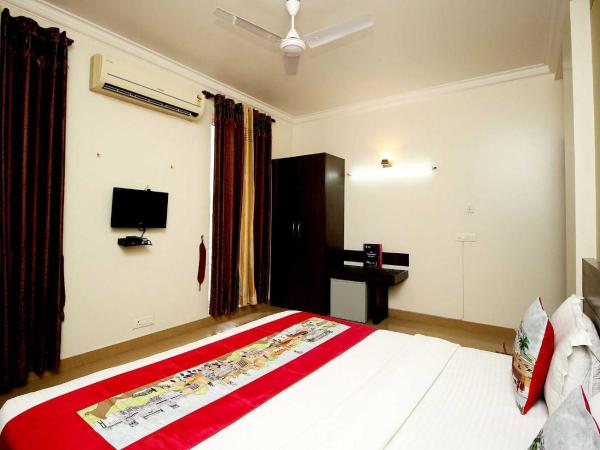 Hotel Sakshi : photo 9 de la chambre chambre triple classique