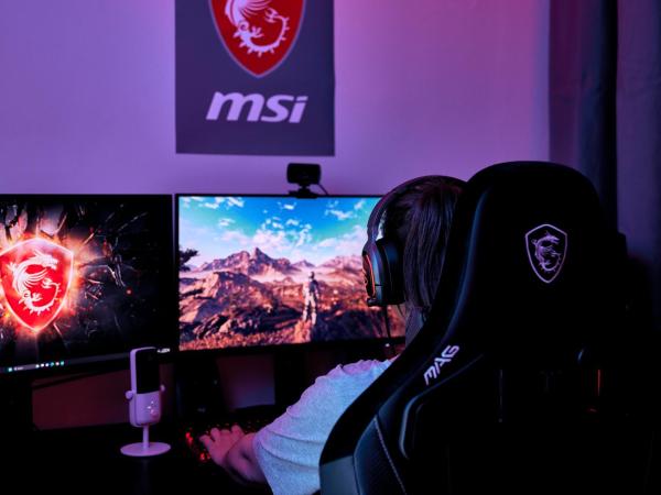 View Melbourne : photo 10 de la chambre gaming room – esport lovers dream in collaboration with msi