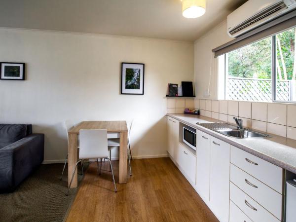 Ripple Rotorua : photo 8 de la chambre one bedroom unit with outdoor hot tub 