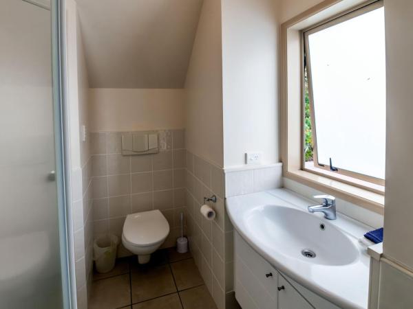 Ripple Rotorua : photo 7 de la chambre family apartment with outdoor hot tub 