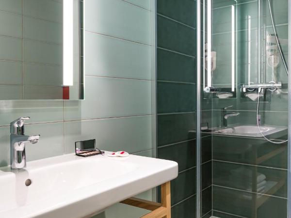 Ibis Styles Paris Gare Saint Lazare : photo 5 de la chambre chambre lits jumeaux standard